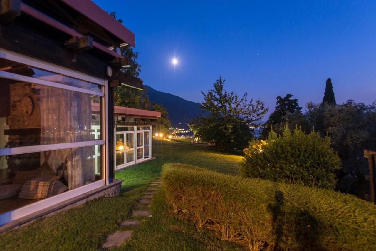 Villa Meraviglia - Villa With Breathtaking Lake Como Views Colico Buitenkant foto